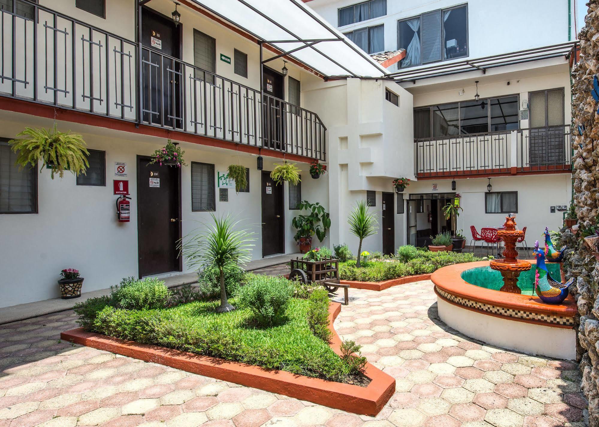 Hotel Lunada Comitan de Dominguez Exterior photo